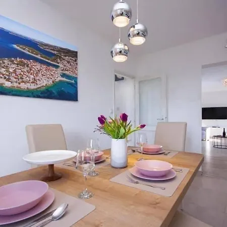 度假居 House Gruja With Pool *