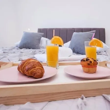 بيت للعطل House Gruja With Pool Primošten