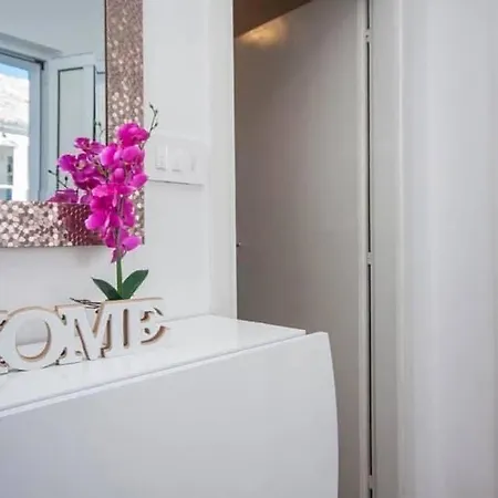 House Gruja With Pool * Primošten