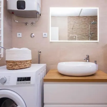 House Gruja With Pool Primošten