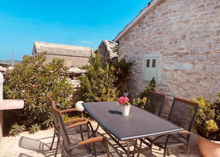 Сasa de vacaciones House Gruja With Pool