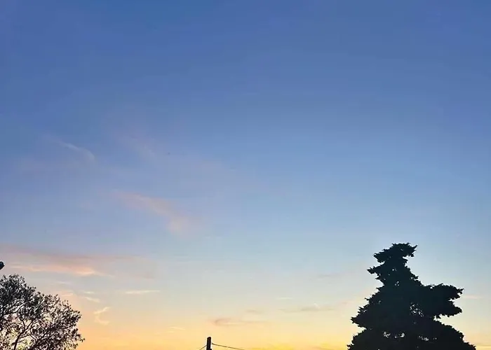 House Gruja With Pool