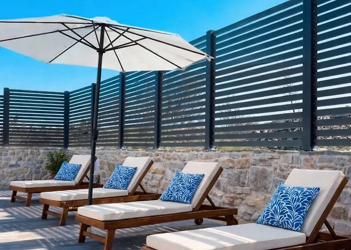 House Gruja With Pool Primošten